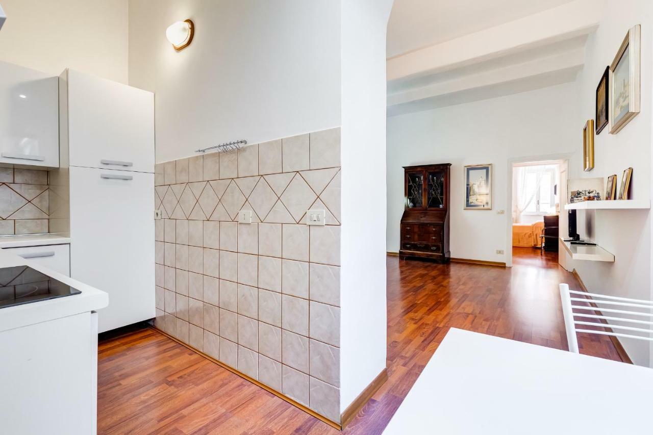 Borgo Vittorio Lovely House Rome Bagian luar foto