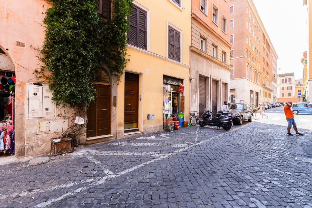 Borgo Vittorio Lovely House Rome Bagian luar foto