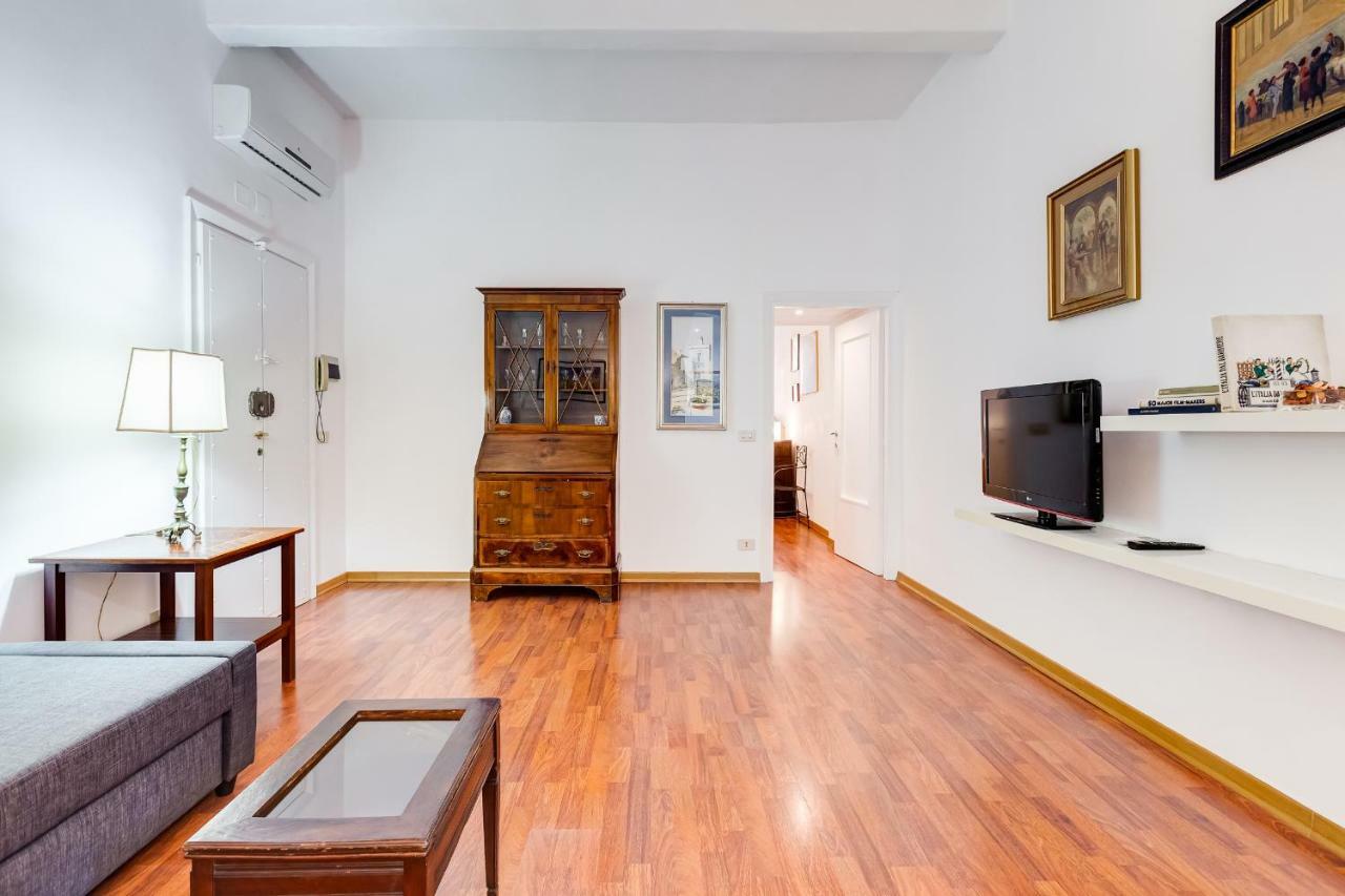 Borgo Vittorio Lovely House Rome Bagian luar foto