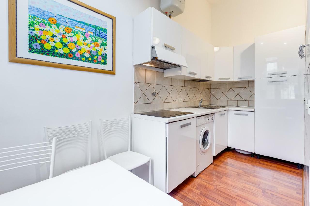 Borgo Vittorio Lovely House Rome Bagian luar foto